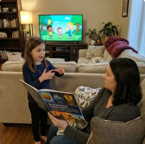 Madre e hija leyendo